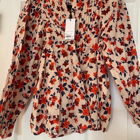 Top - Picture 1 of 2